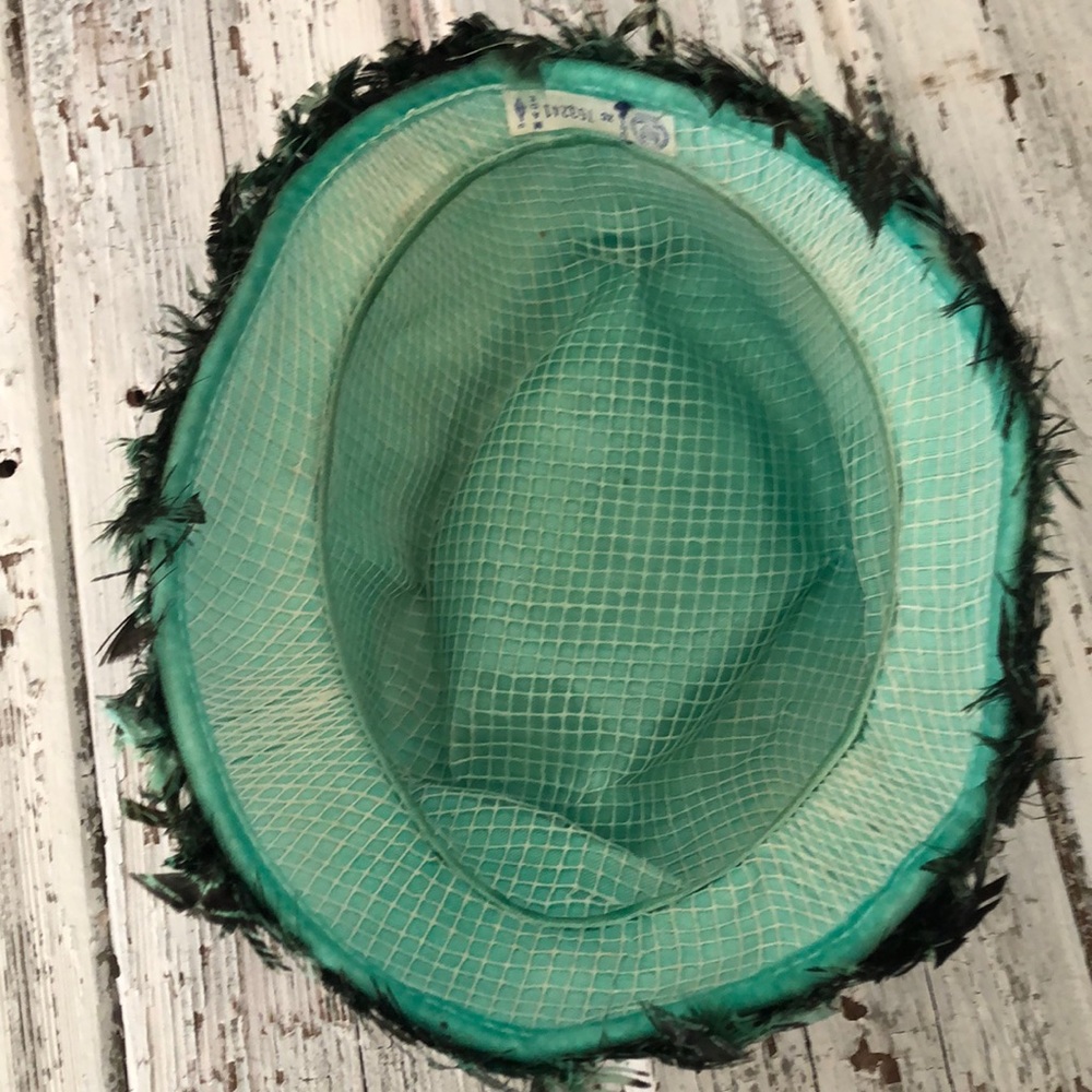 VTG Feathered Hat Amazing condition 50s/60s - Picture 9 of 10